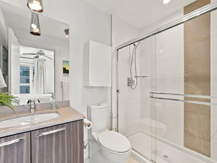 409-733 W 14th Street, North Vancouver, BC, V7M 0C6 - 20