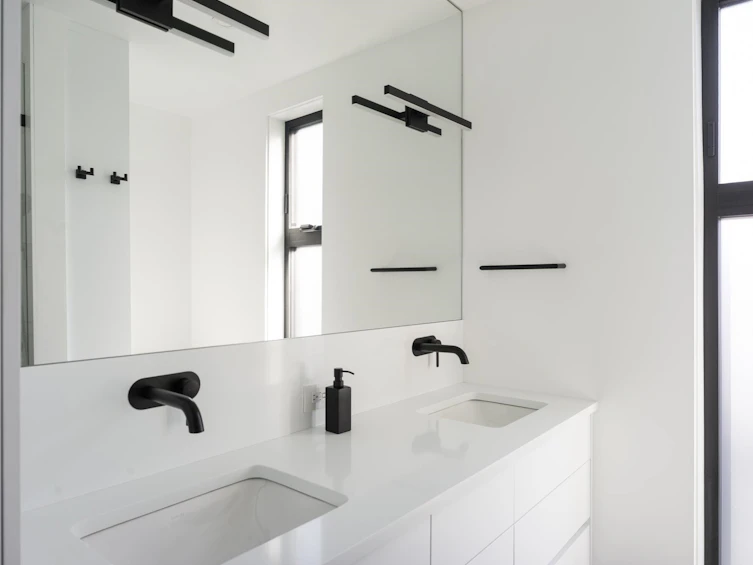 91 E 40th Avenue, Vancouver, BC, V5W 1L3 - 25