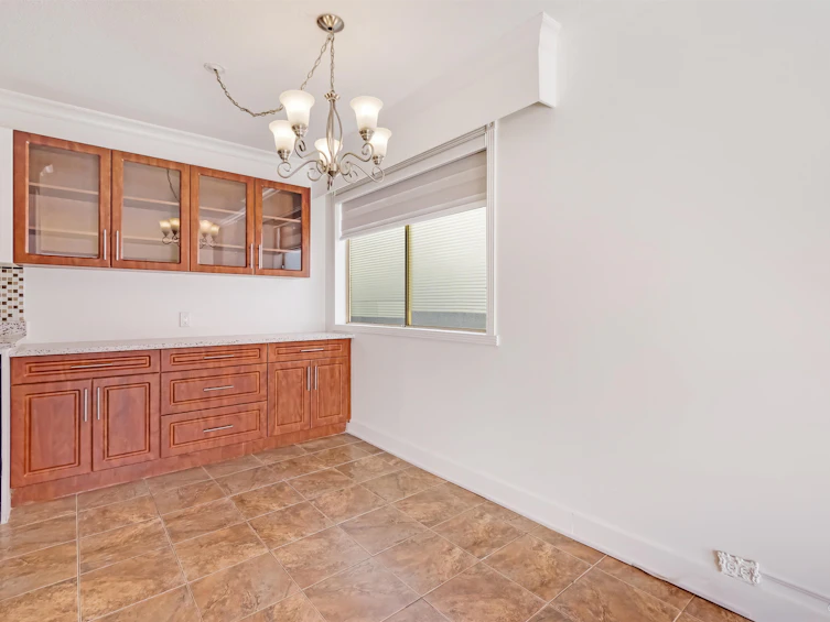 111-235 E 13th Street, North Vancouver, BC, V7L 2L6 - 6