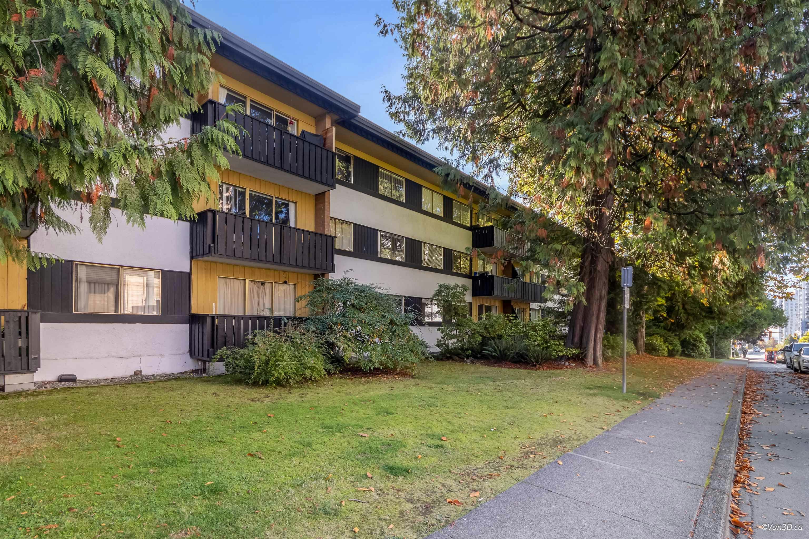 111-235 E 13th Street, North Vancouver, BC, V7L 2L6 - 30