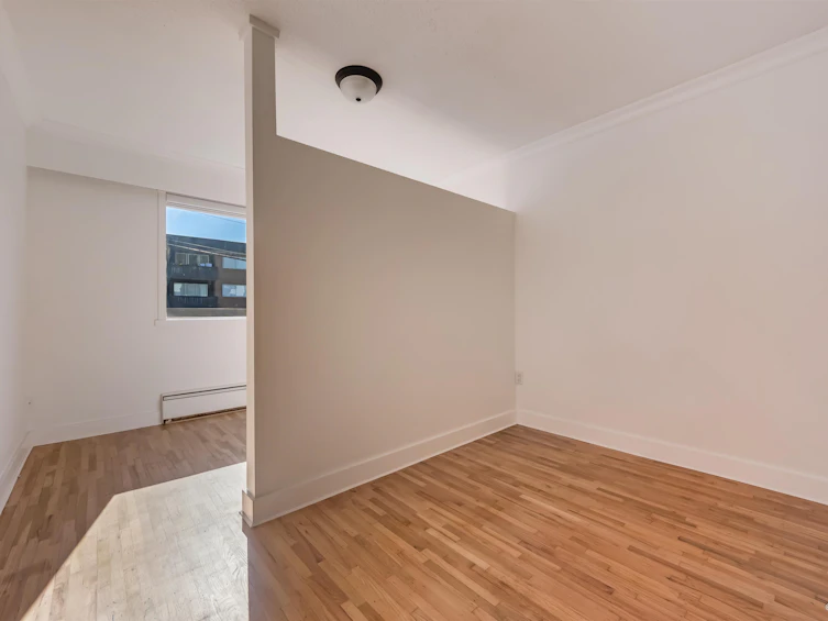 111-235 E 13th Street, North Vancouver, BC, V7L 2L6 - 20