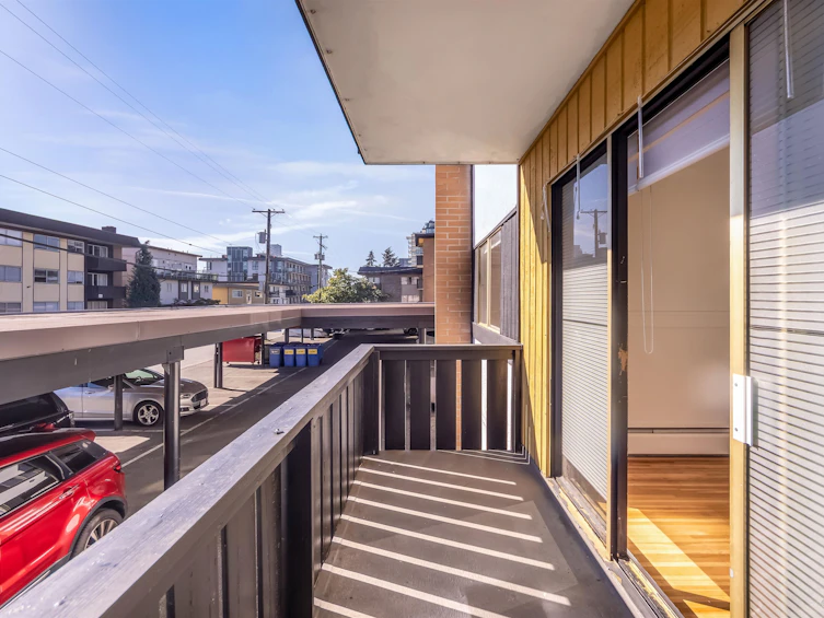 111-235 E 13th Street, North Vancouver, BC, V7L 2L6 - 12
