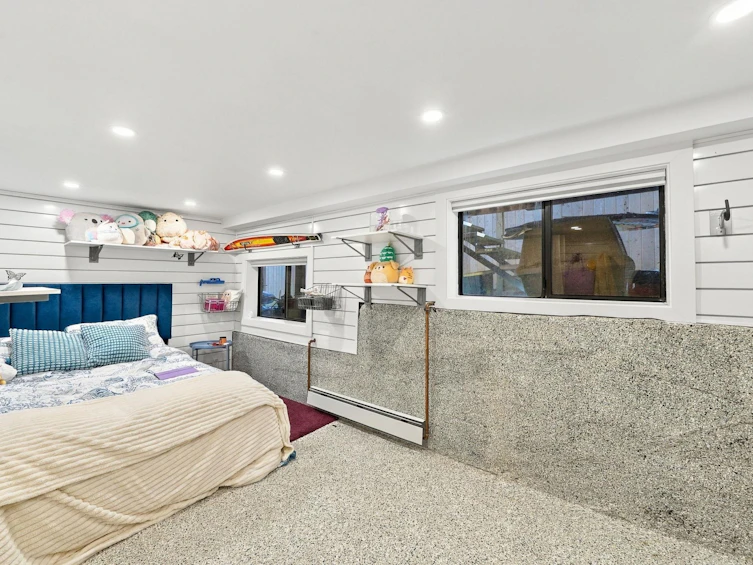 1720 Deep Cove Road, North Vancouver, BC, V7G 1S5 - 30