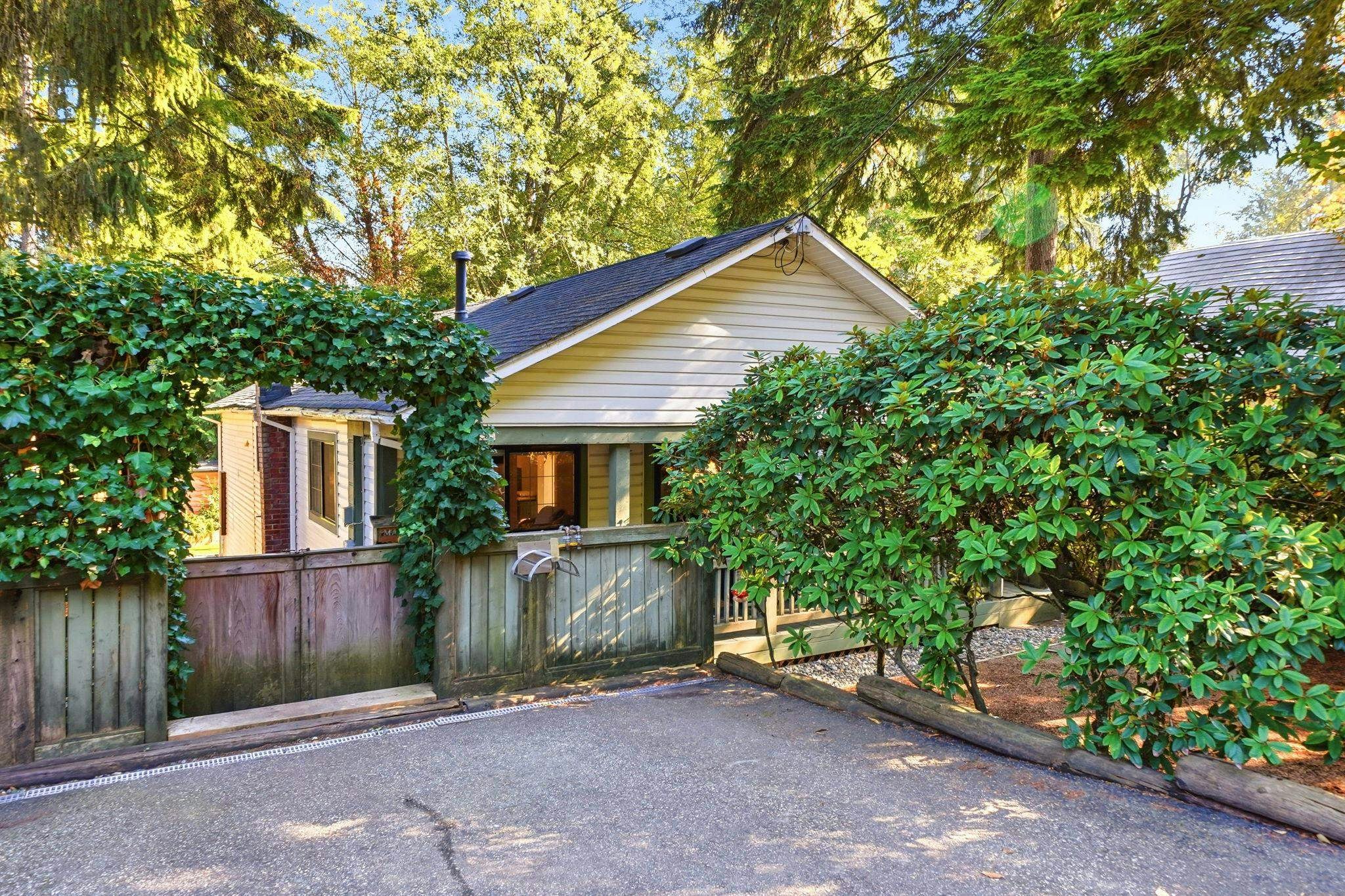 1720 Deep Cove Road - 2