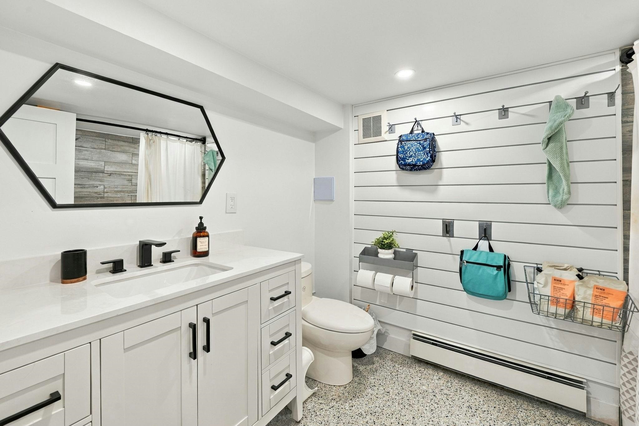 1720 Deep Cove Road, North Vancouver, BC, V7G 1S5 - 23