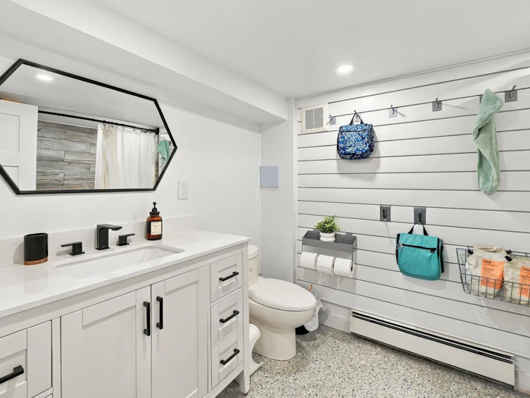 1720 Deep Cove Road, North Vancouver, BC, V7G 1S5 - 23