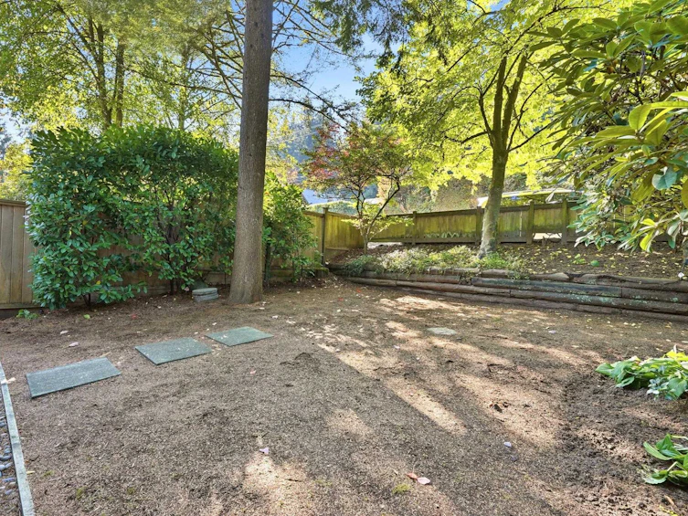 1720 Deep Cove Road, North Vancouver, BC, V7G 1S5 - 37