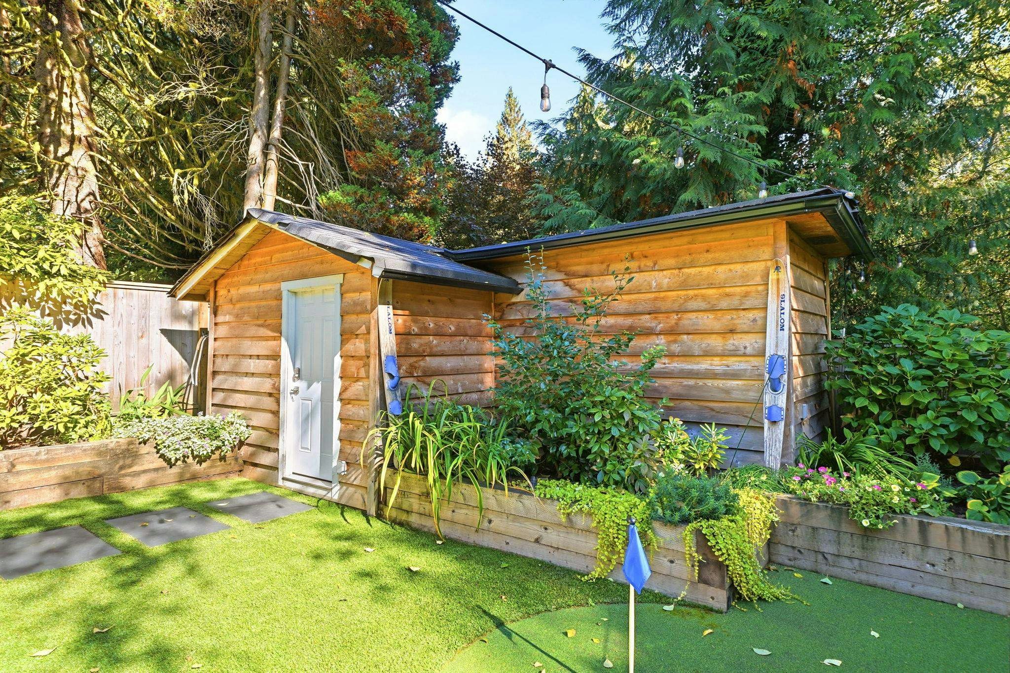 1720 Deep Cove Road, North Vancouver, BC, V7G 1S5 - 35