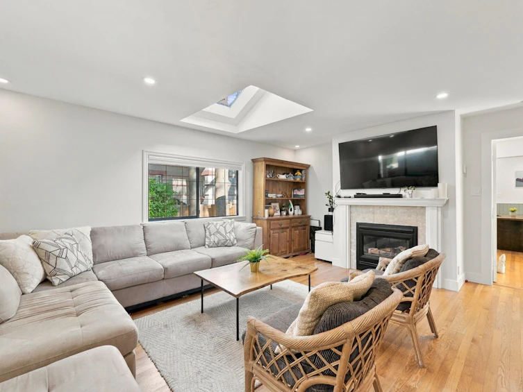 1720 Deep Cove Road, North Vancouver, BC, V7G 1S5 - 7
