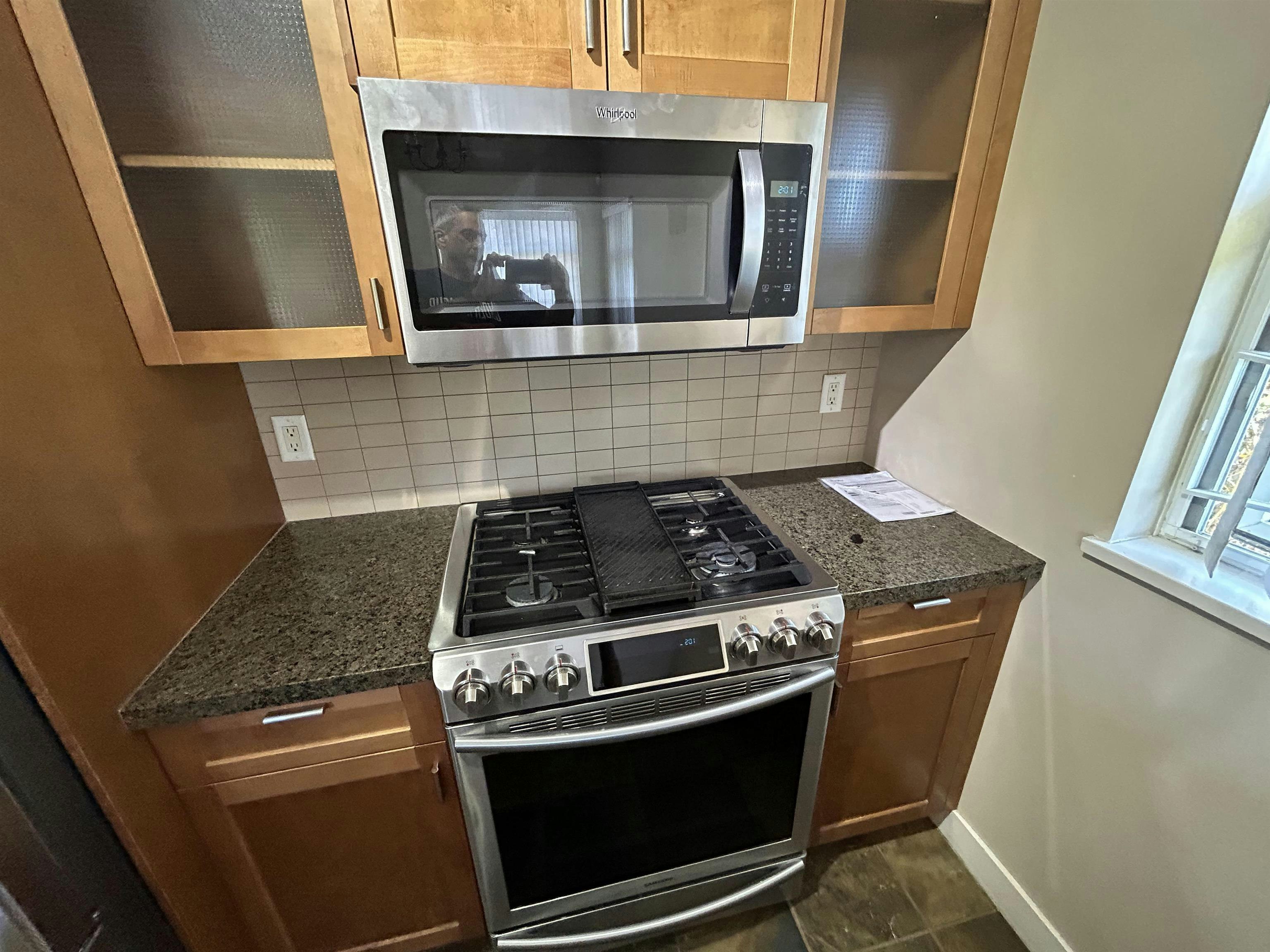 157-7388 Macpherson Avenue, Burnaby, BC, V5J 0A1 - 7