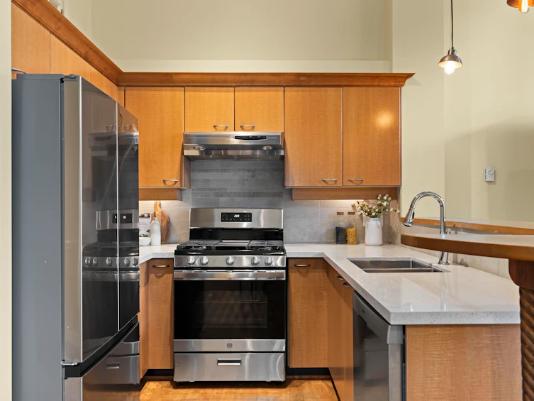 105-1811 W 16th Avenue, Vancouver, BC, V6J 2M3 - 21