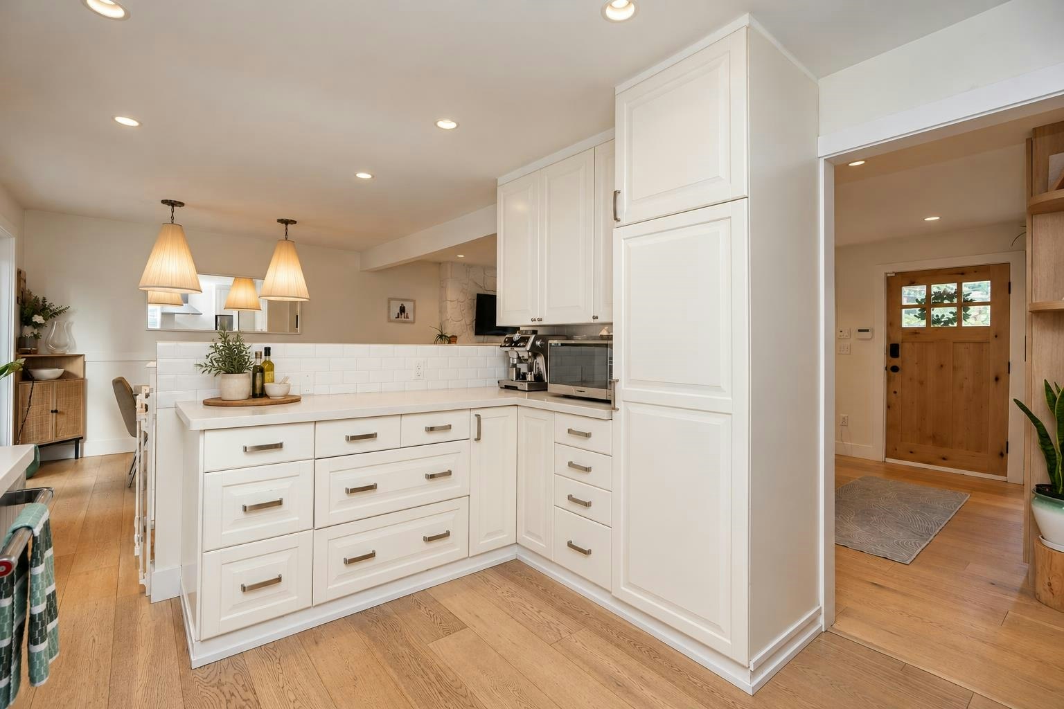 1361 E 15th Street, North Vancouver, BC, V7J 1K9 - 13