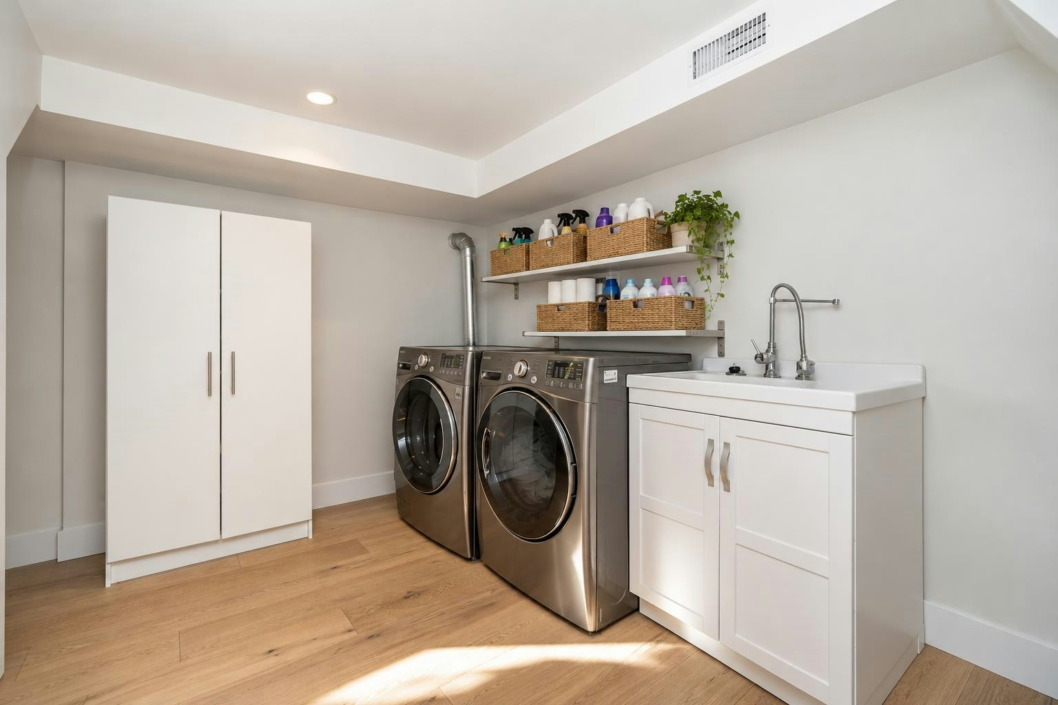 1361 E 15th Street, North Vancouver, BC, V7J 1K9 - 27