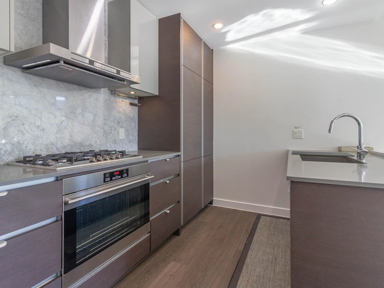 506-6098 Station Street, Burnaby, BC, V5H 0H4 - 10