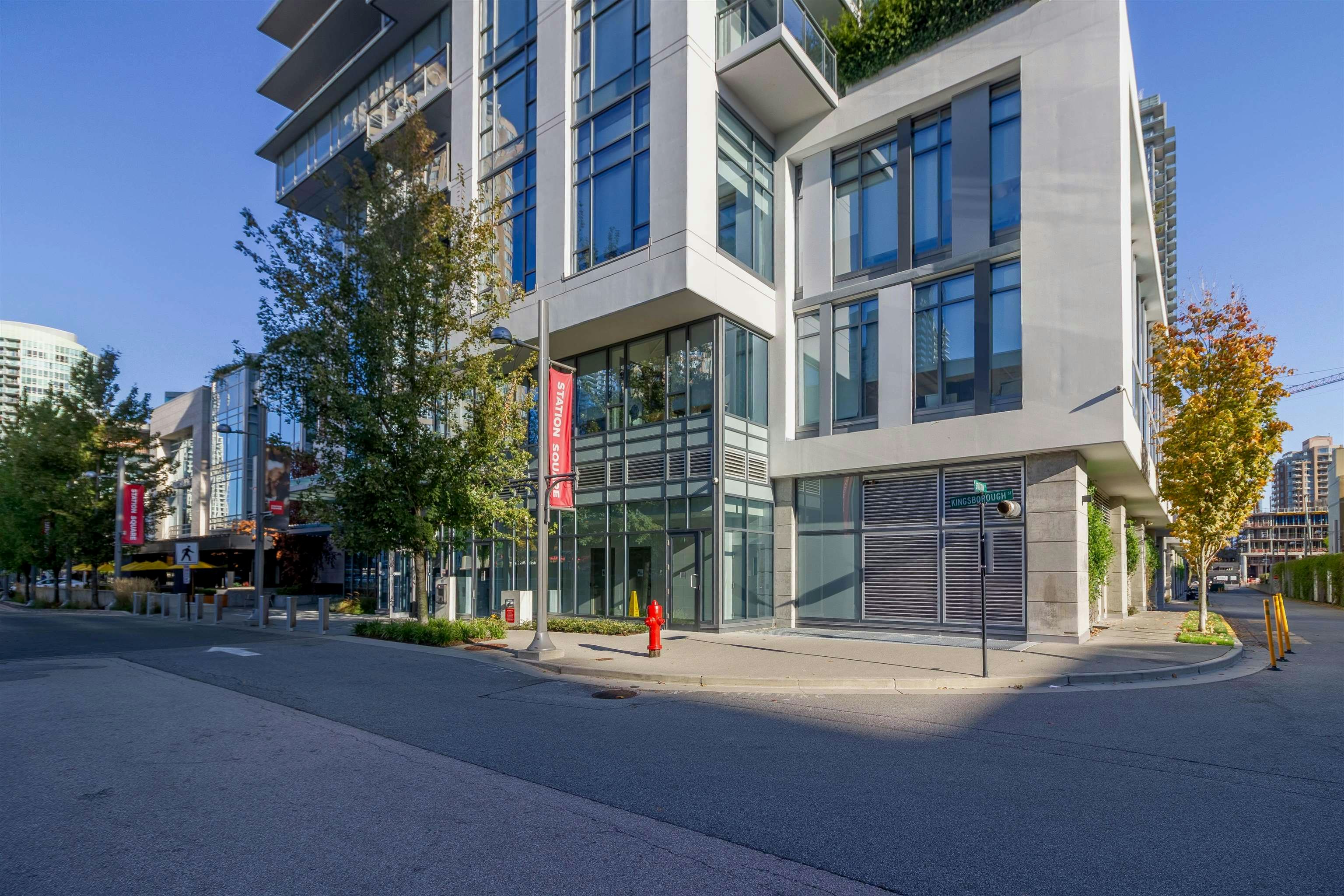 506-6098 Station Street - 2