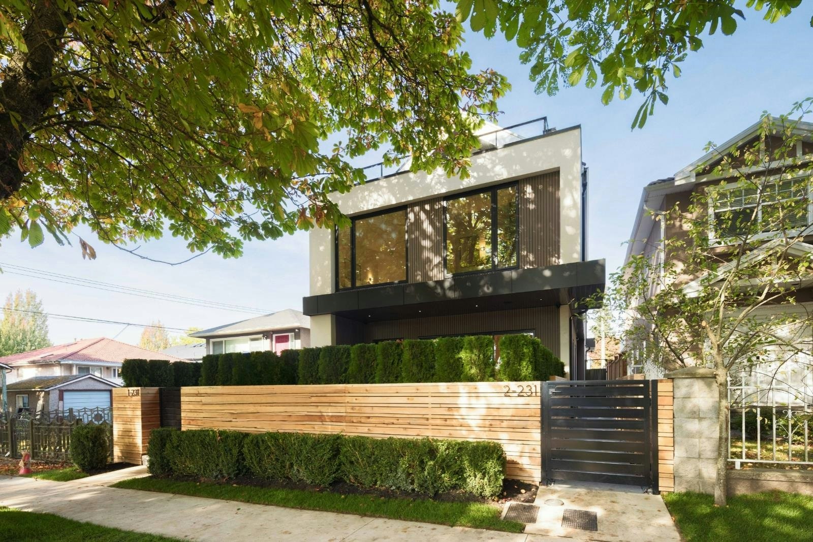 2-231 E 39th Avenue, Vancouver, BC, V5W 1K1