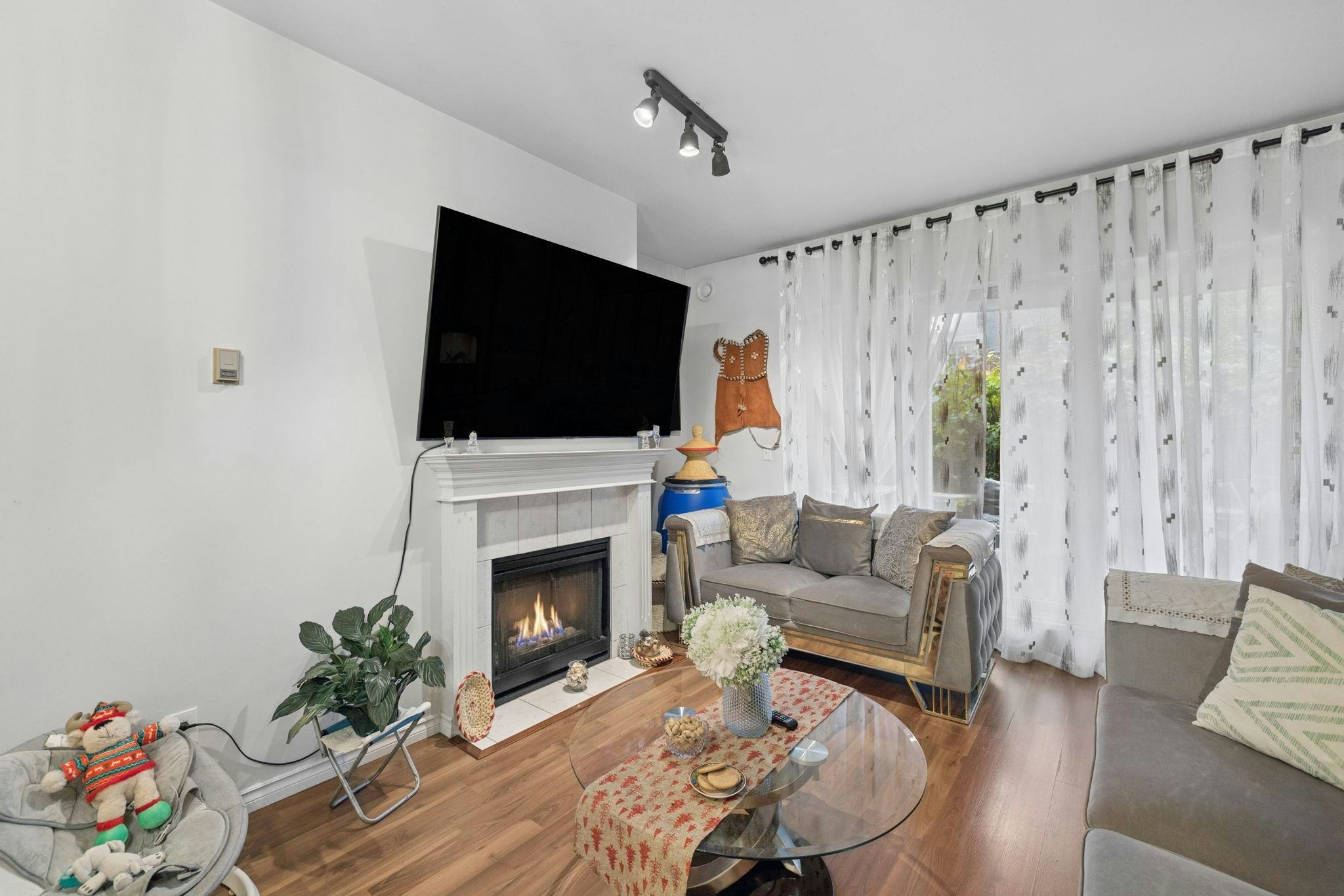 102-2109 Rowland Street - 2