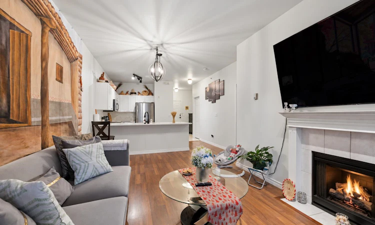102-2109 Rowland Street