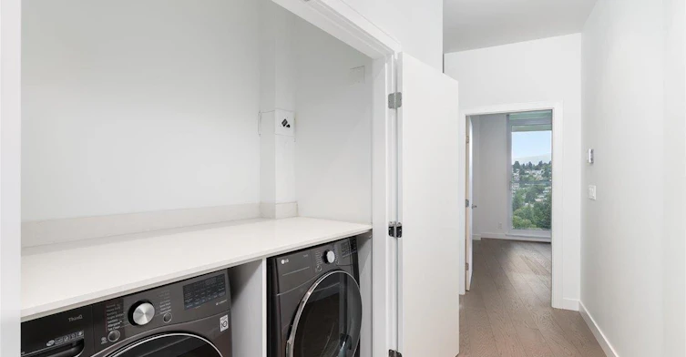 2406-1500 Fern Street, North Vancouver, BC, V7J 0E6 - 19