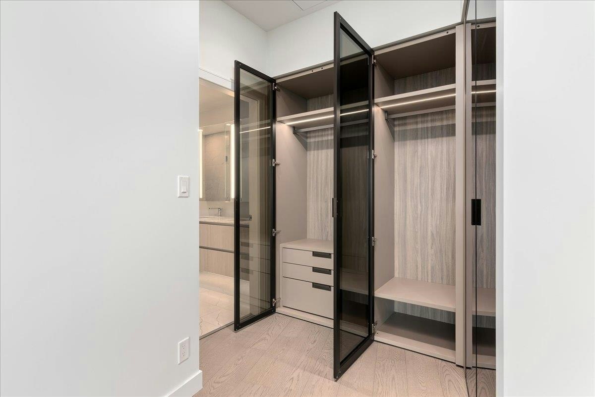 2406-1500 Fern Street, North Vancouver, BC, V7J 0E6 - 22