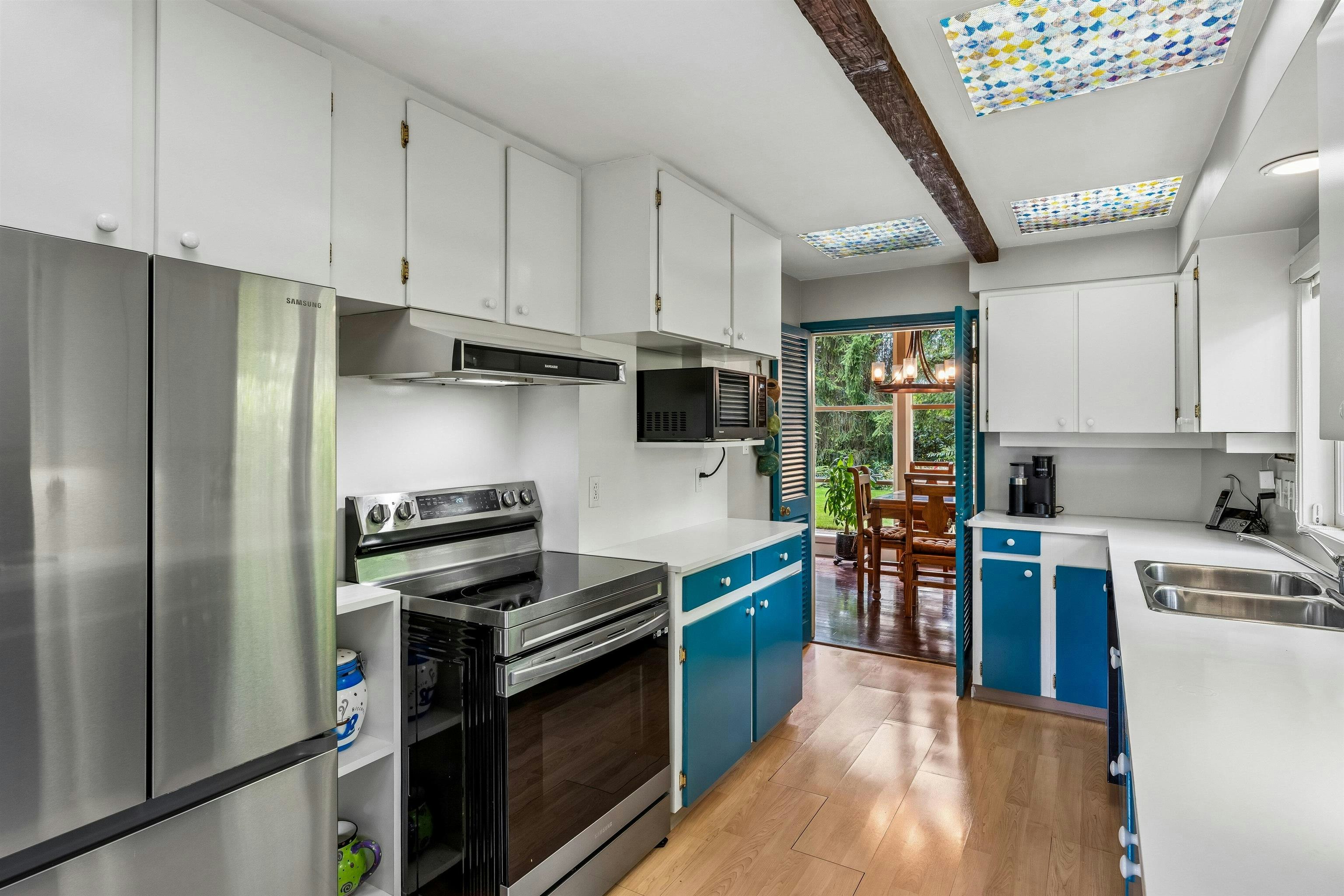 455 Macbeth Crescent, West Vancouver, BC, V7T 1V8 - 10