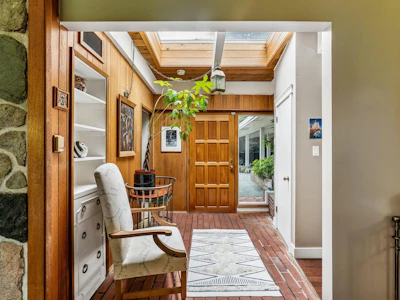 455 Macbeth Crescent - 5