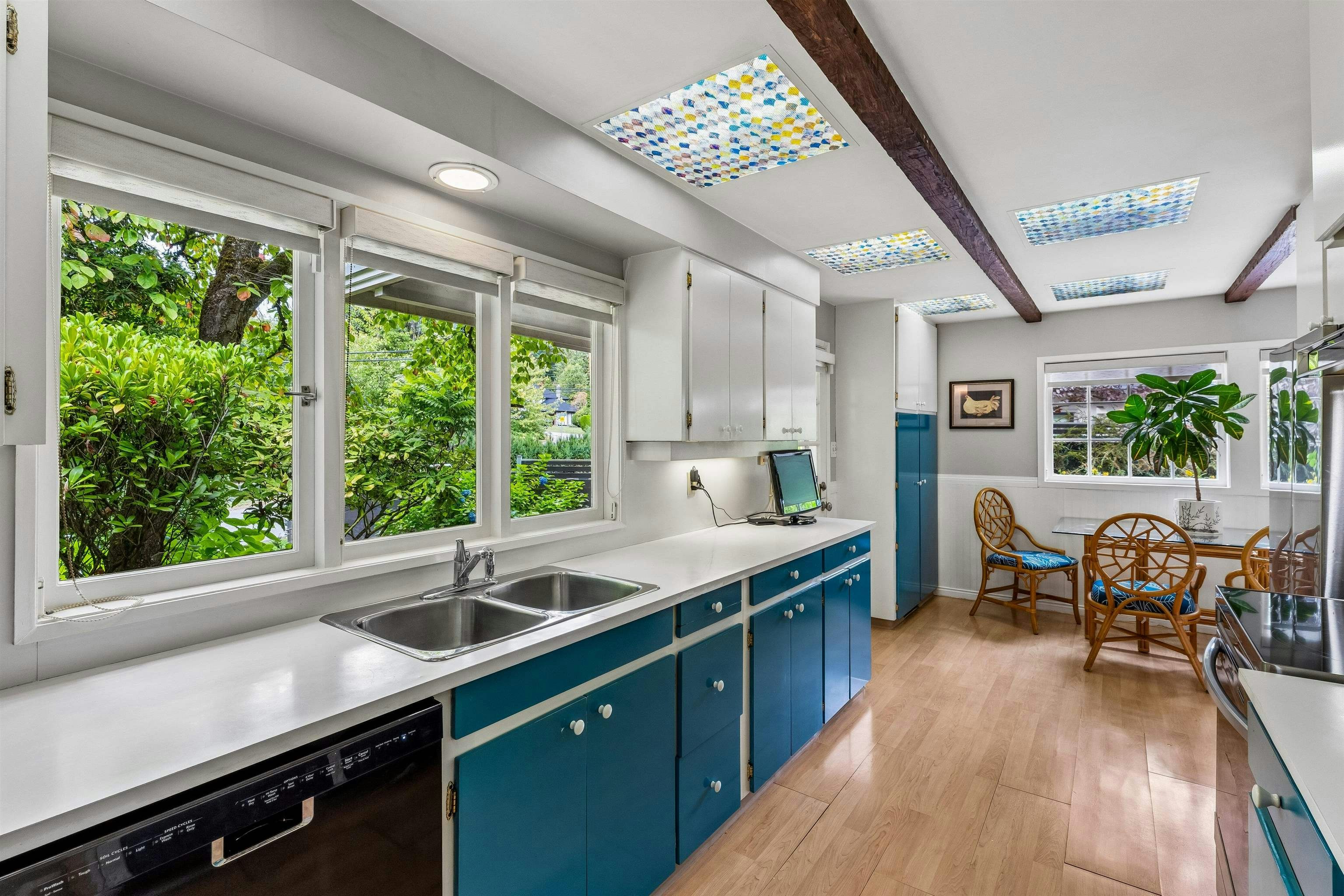455 Macbeth Crescent, West Vancouver, BC, V7T 1V8 - 9
