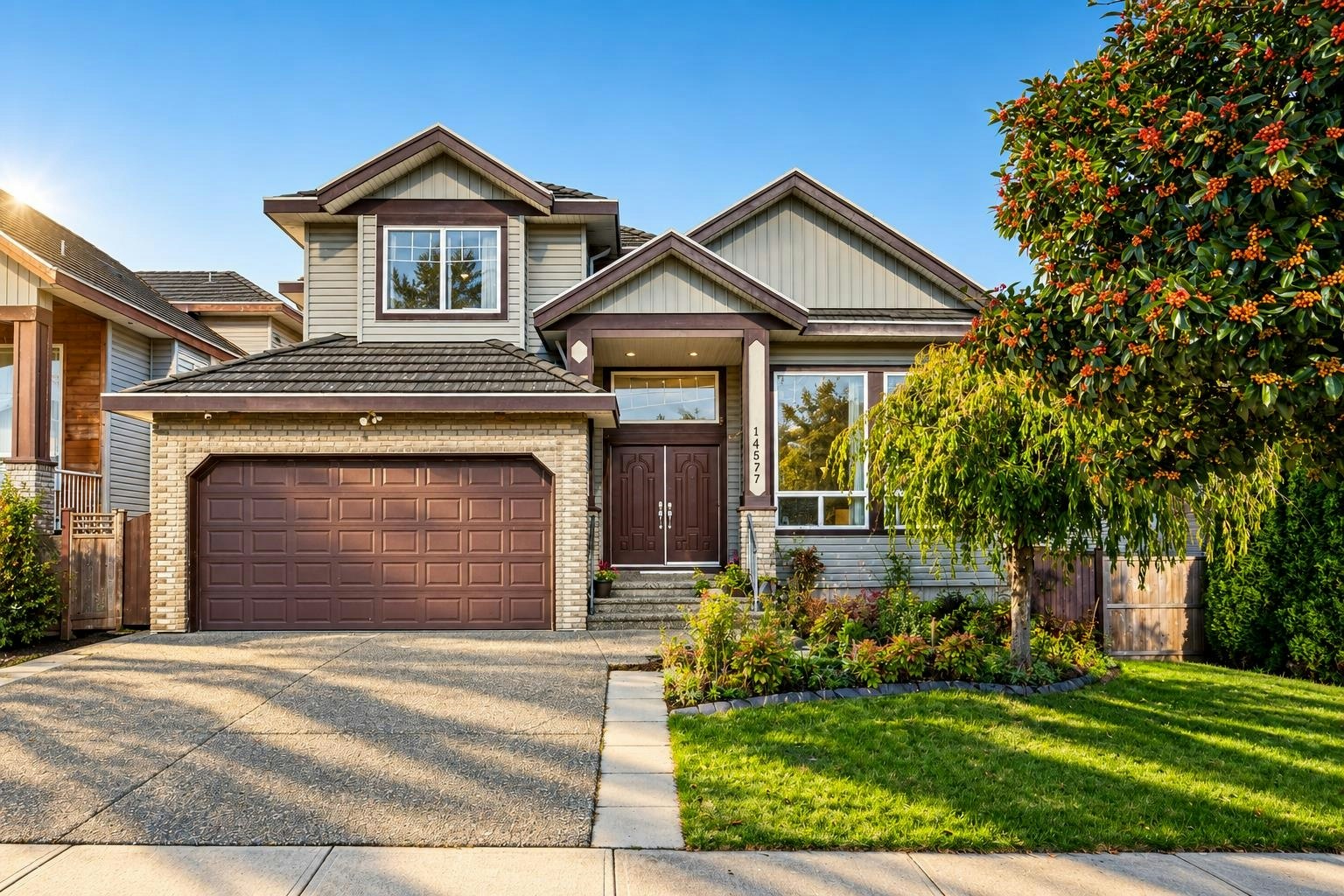 14577 80b Avenue, Surrey, BC, V3S 2V4