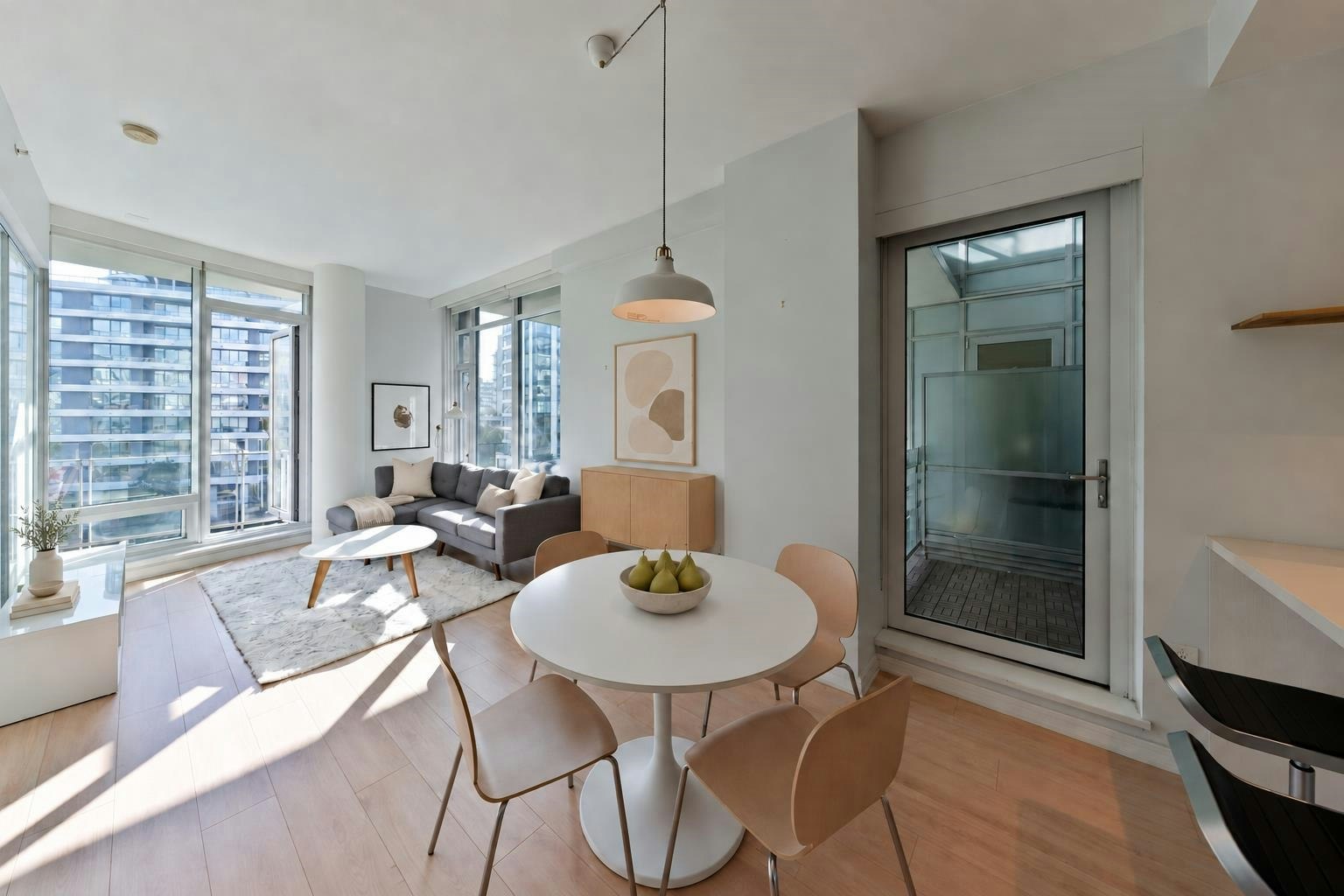 505-1633 Ontario Street - 5