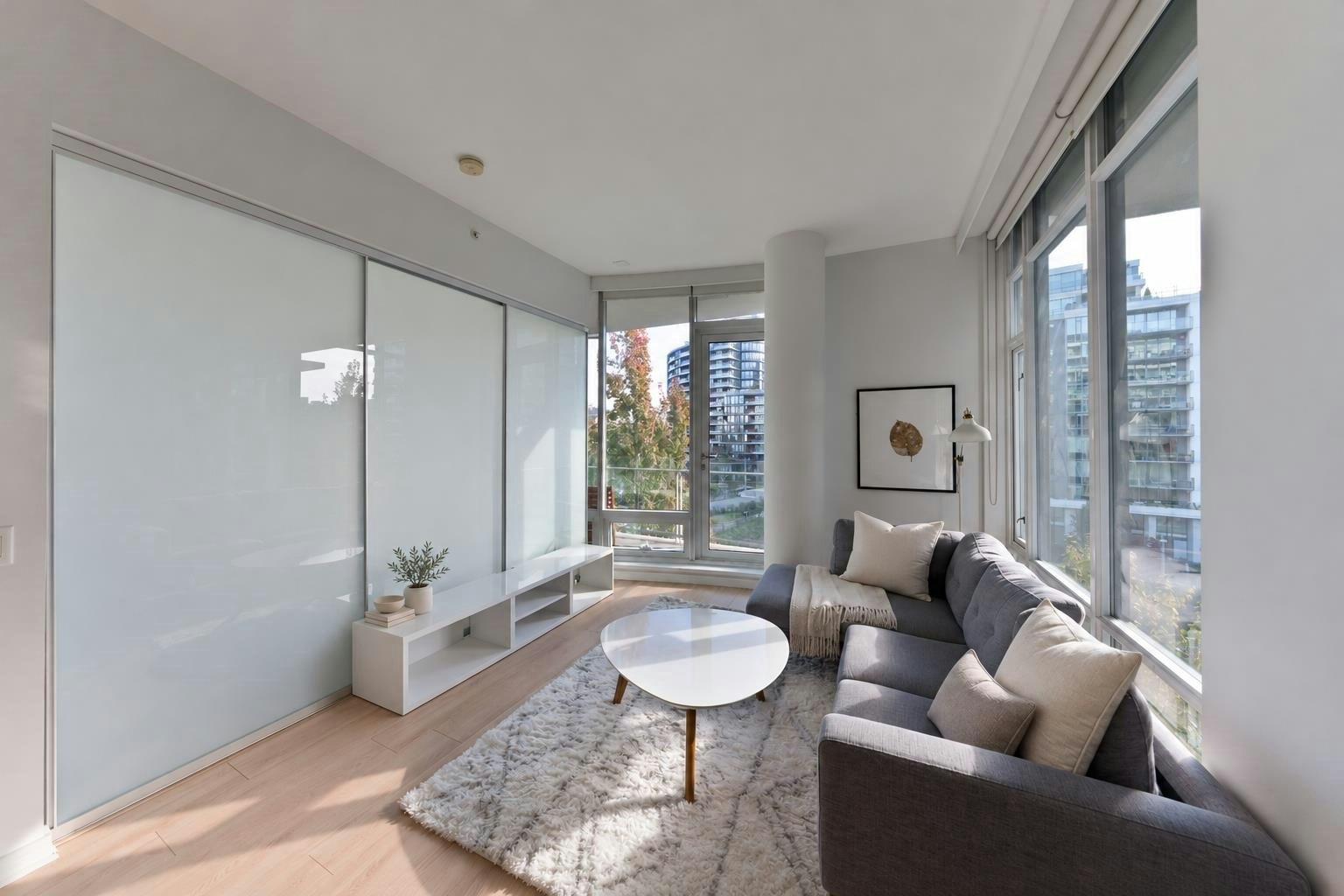 505-1633 Ontario Street - 3