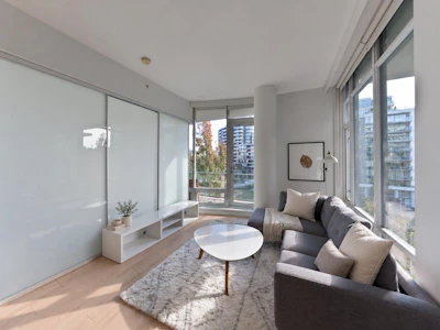 505-1633 Ontario Street - 3