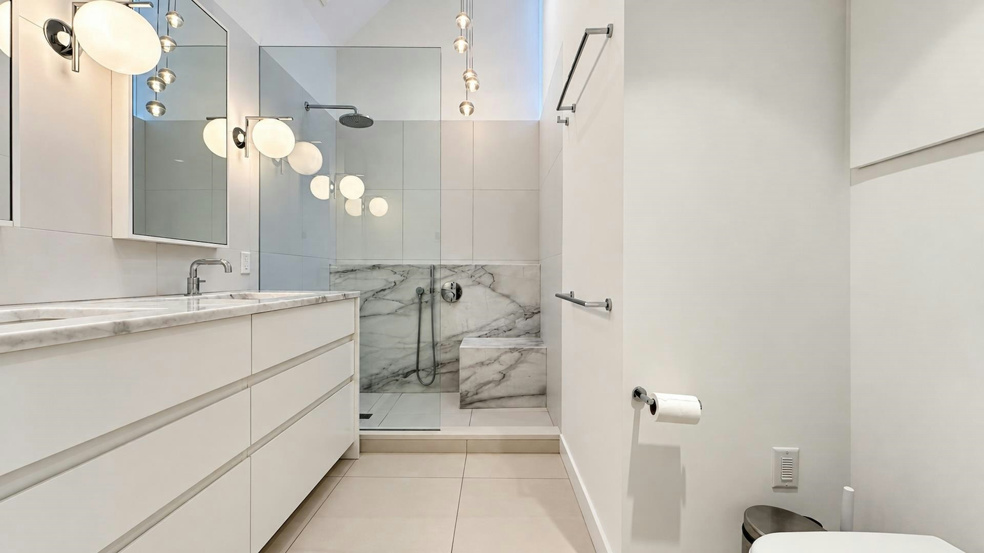 80 E 22nd Avenue, Vancouver, BC, V5V 1T4 - 23