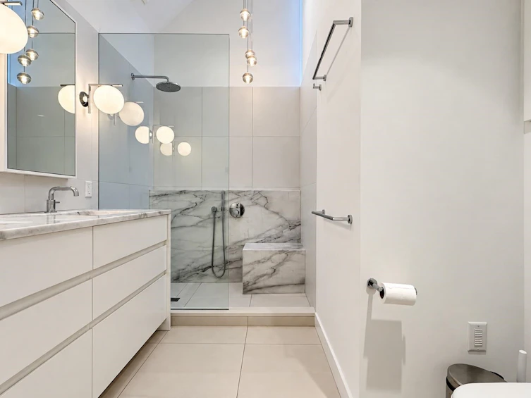 80 E 22nd Avenue, Vancouver, BC, V5V 1T4 - 23