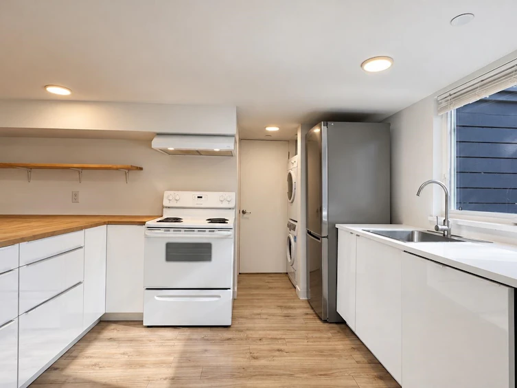 80 E 22nd Avenue, Vancouver, BC, V5V 1T4 - 30