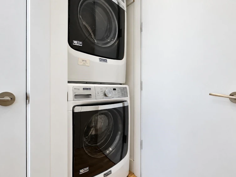 80 E 22nd Avenue, Vancouver, BC, V5V 1T4 - 17
