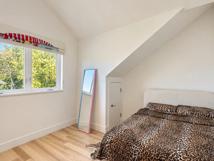 80 E 22nd Avenue, Vancouver, BC, V5V 1T4 - 26