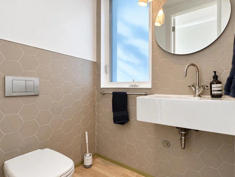 80 E 22nd Avenue, Vancouver, BC, V5V 1T4 - 16