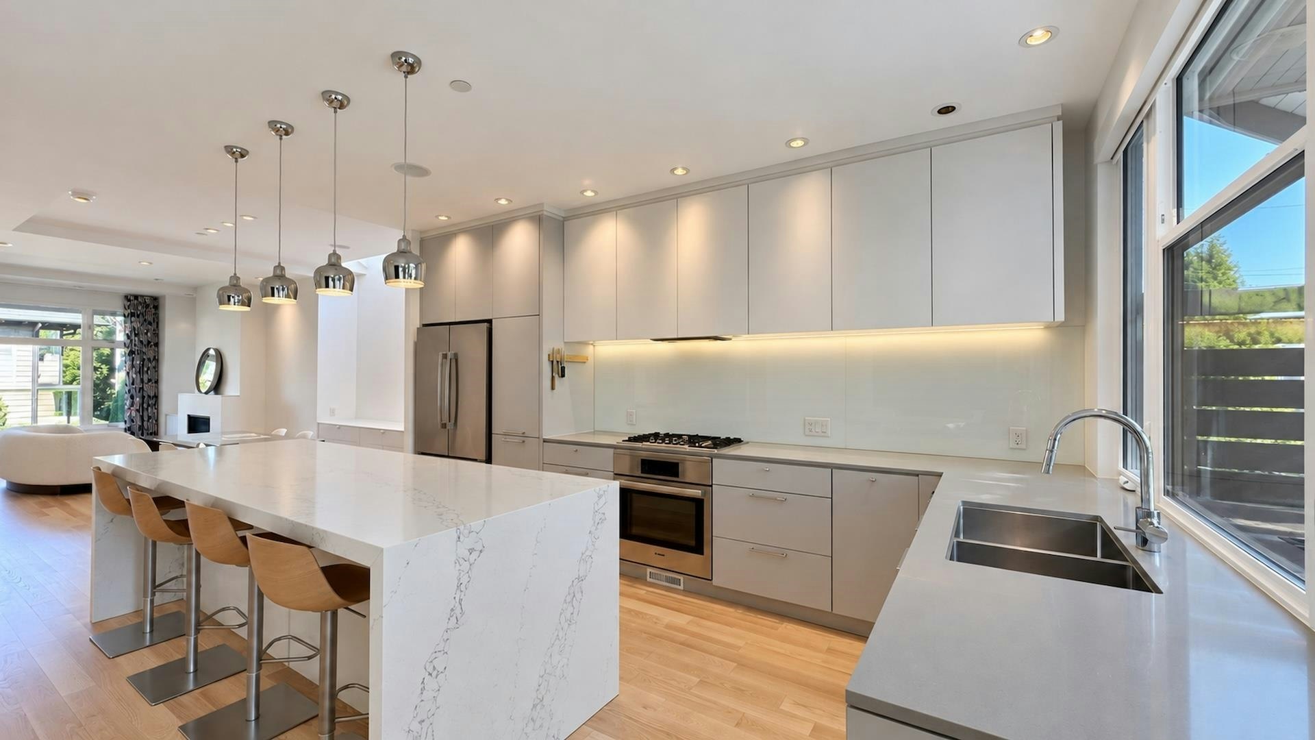 80 E 22nd Avenue, Vancouver, BC, V5V 1T4 - 7