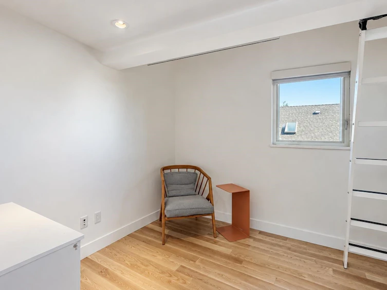 80 E 22nd Avenue, Vancouver, BC, V5V 1T4 - 24