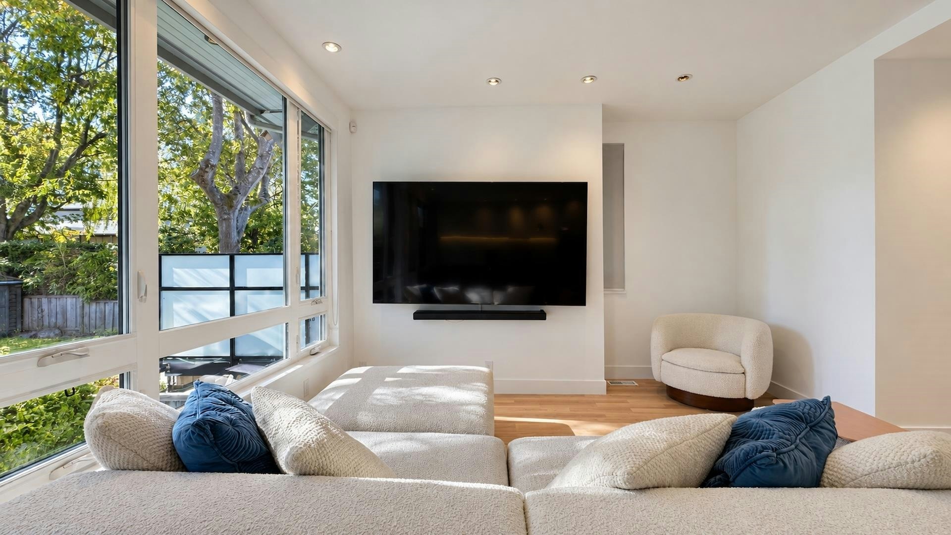 80 E 22nd Avenue, Vancouver, BC, V5V 1T4 - 14
