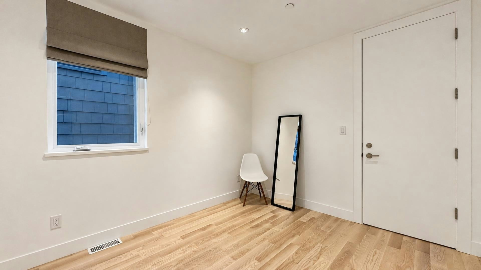 80 E 22nd Avenue, Vancouver, BC, V5V 1T4 - 15