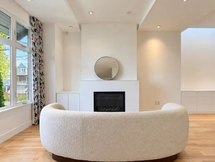 80 E 22nd Avenue, Vancouver, BC, V5V 1T4 - 4