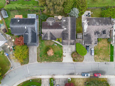 4695 London Crescent - 4