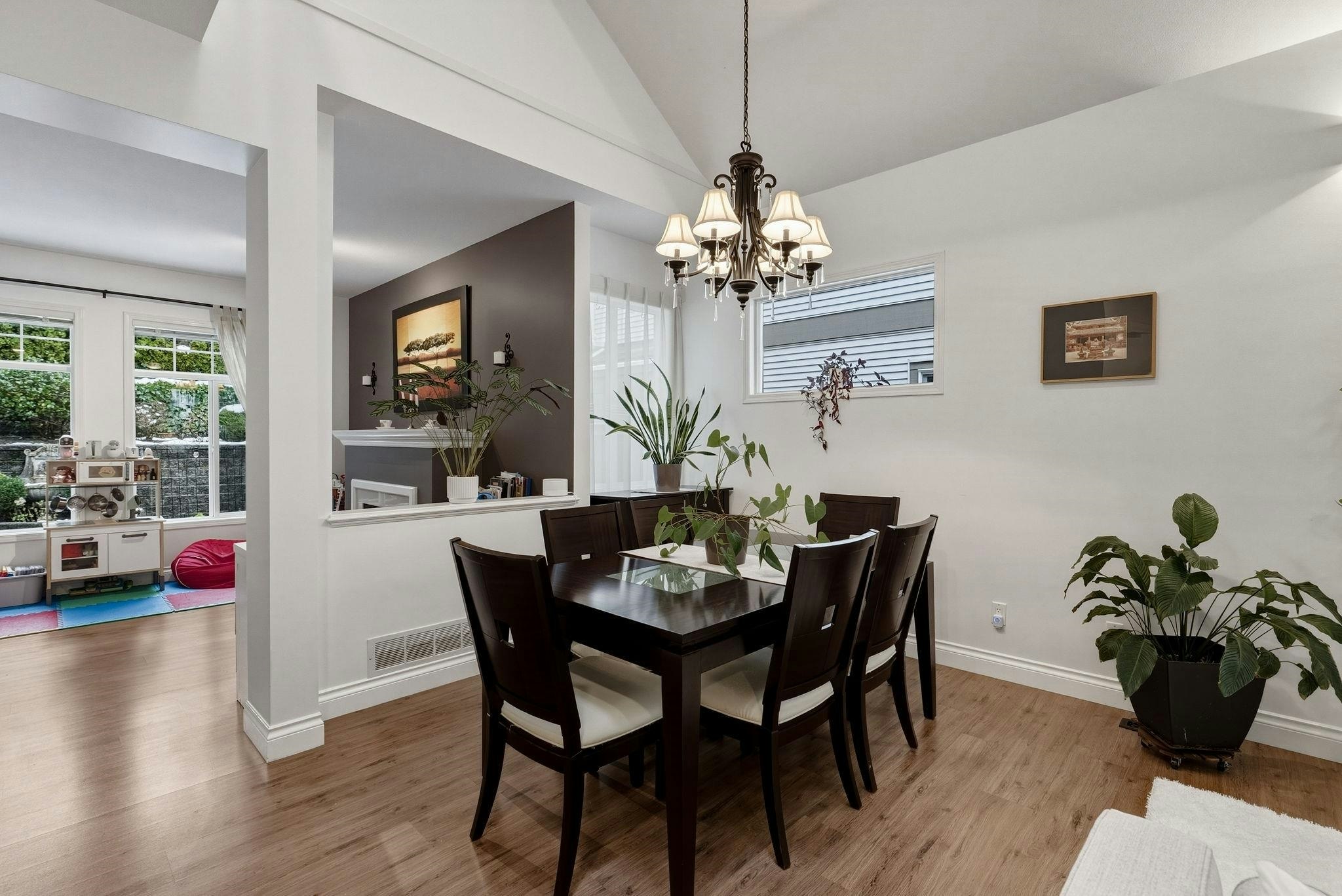 1707 Arbutus Place, Coquitlam, BC, V3E 3K2 - 6