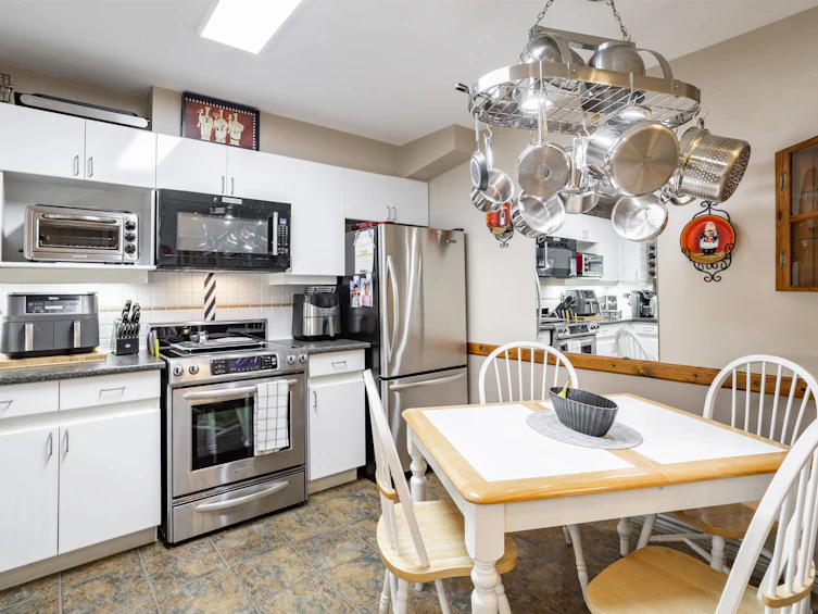 402-3075 Primrose Lane, Coquitlam, BC, V3B 7S2 - 4