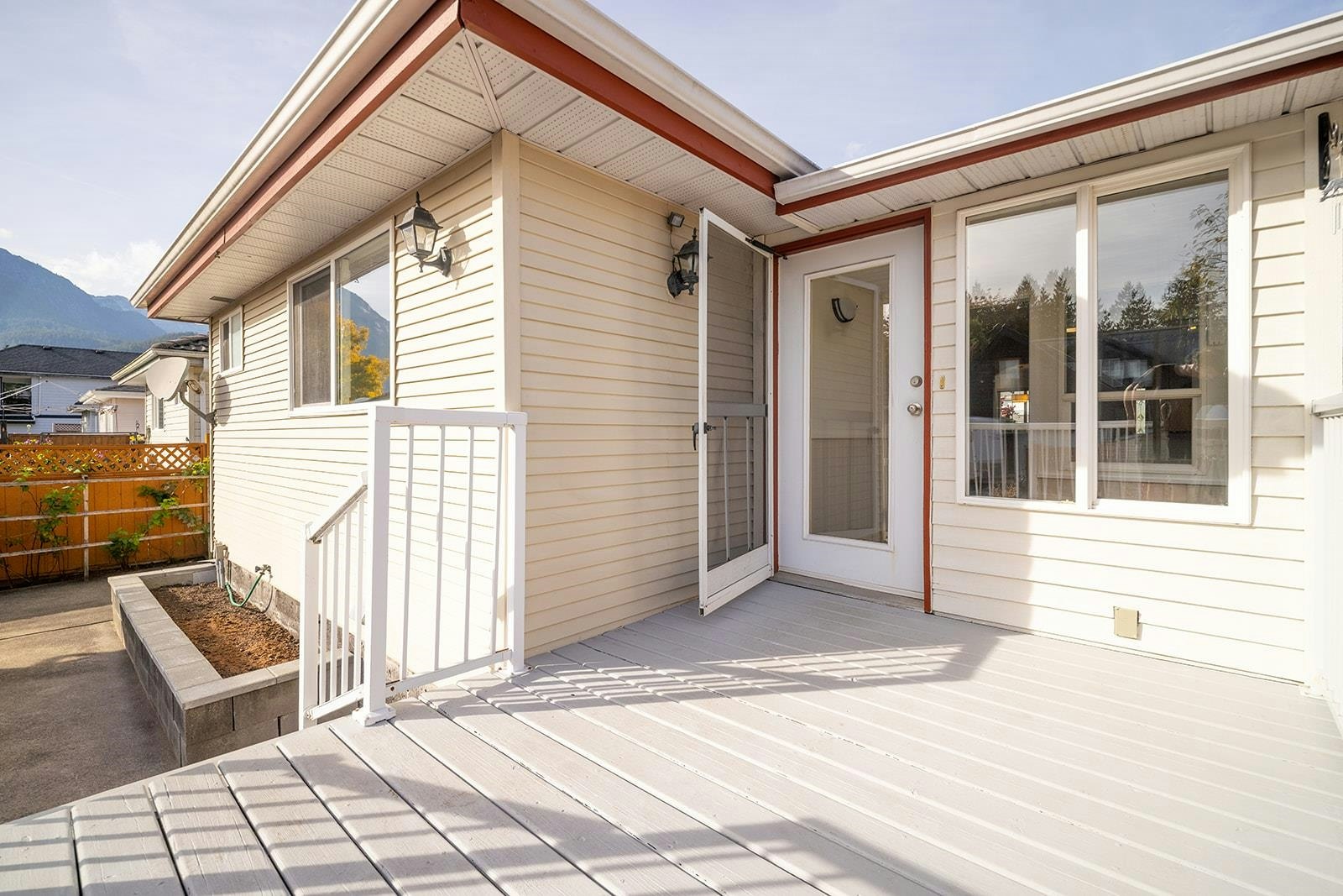 1824 Willow Crescent, Squamish, BC, V8B 0L9 - 18