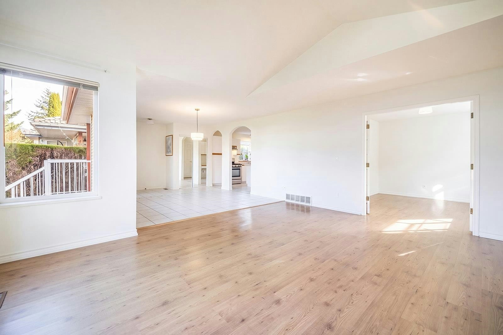 1824 Willow Crescent, Squamish, BC, V8B 0L9 - 28