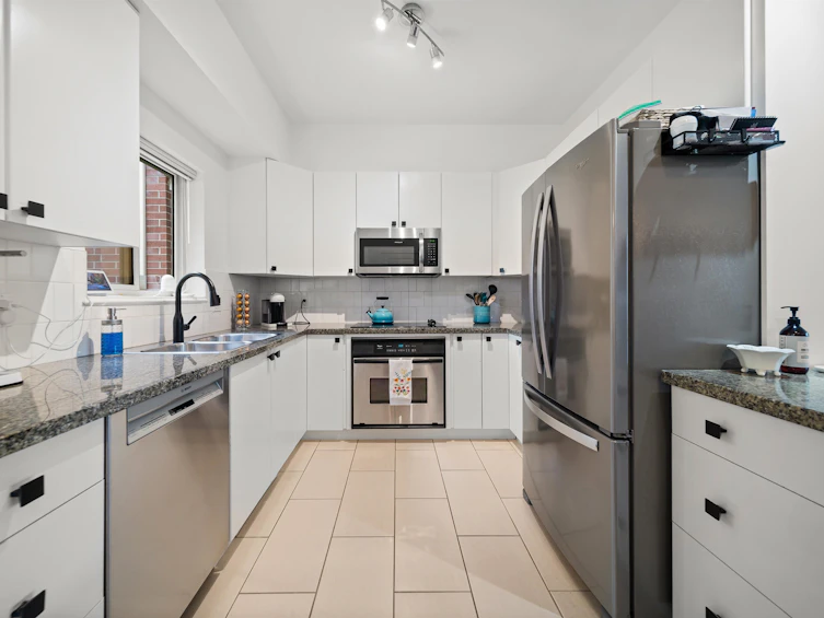 6-4132 Halifax Street, Burnaby, BC, V5C 6V1 - 11