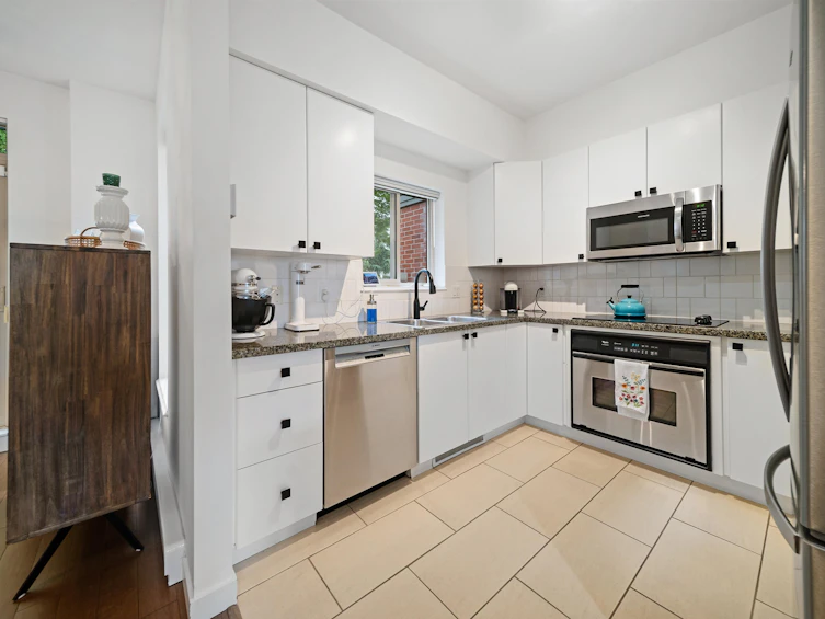 6-4132 Halifax Street, Burnaby, BC, V5C 6V1 - 10