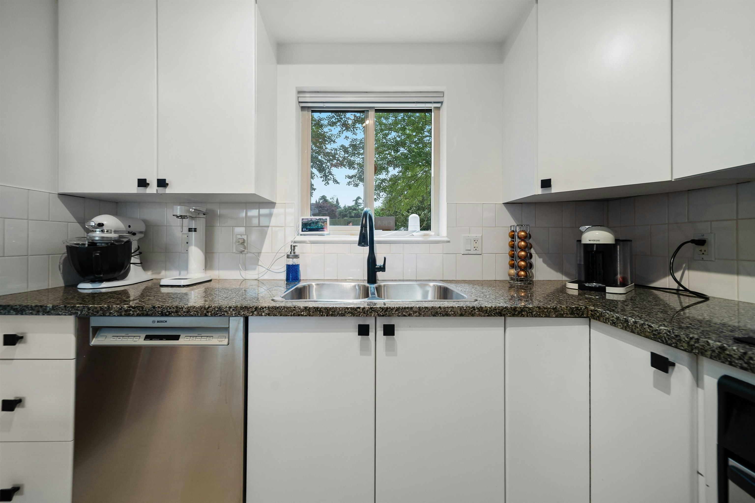 6-4132 Halifax Street, Burnaby, BC, V5C 6V1 - 13